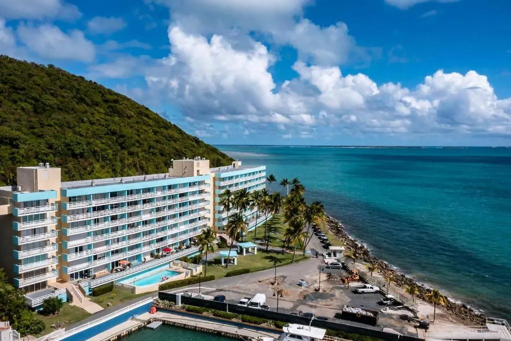 Chic Oceanfront Studio Condo Fajardo